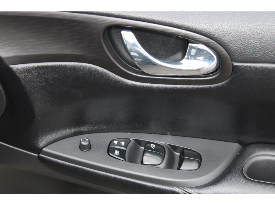 2016 Nissan Pulsar 1.2 SV €8,950