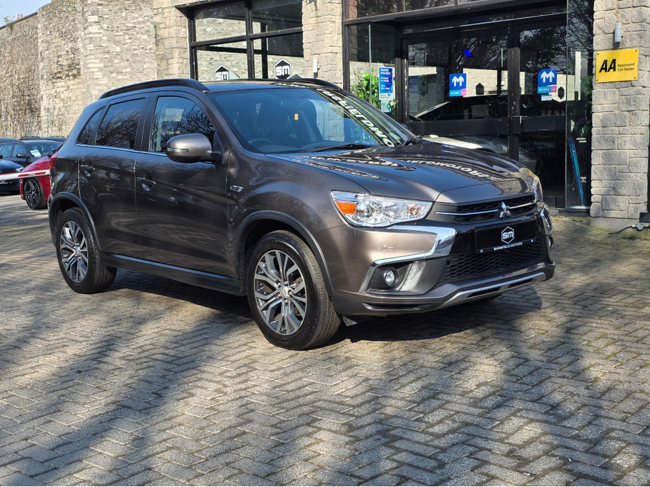 2019 Mitsubishi ASX - image 3