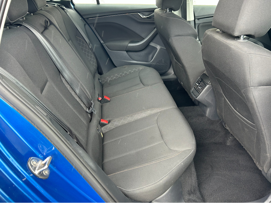 2021 Skoda Scala - image 8