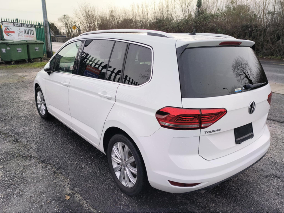 2017 Volkswagen Touran Comfort €16,950