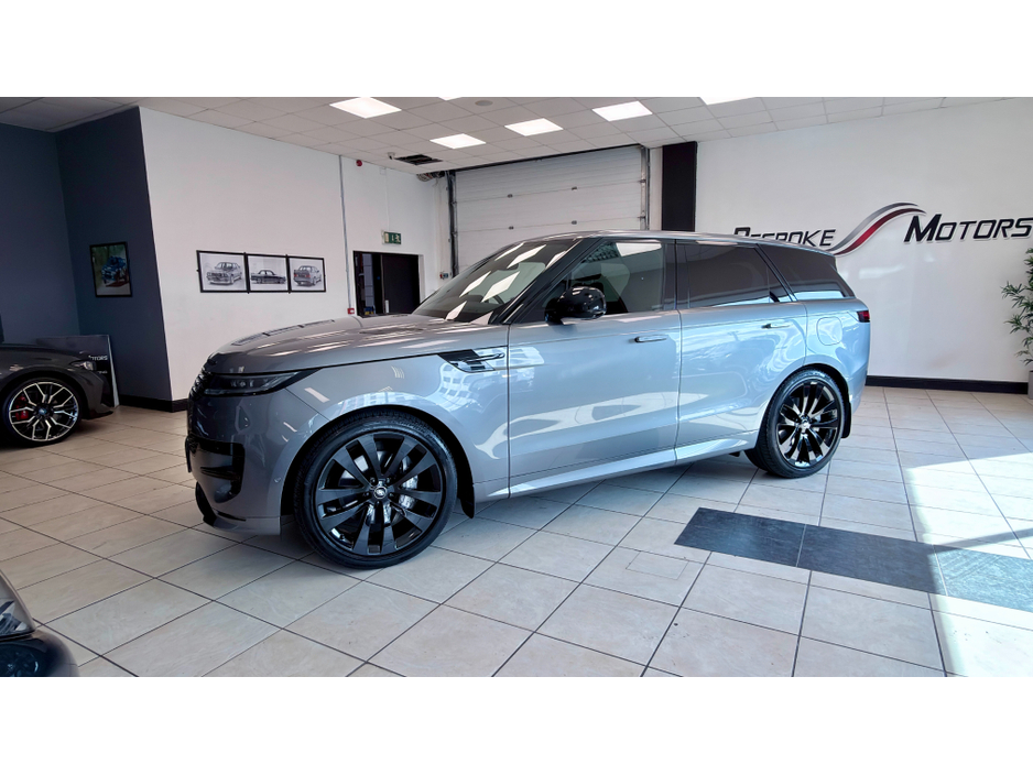 2025 Land Rover Range Rover Sport - image 25
