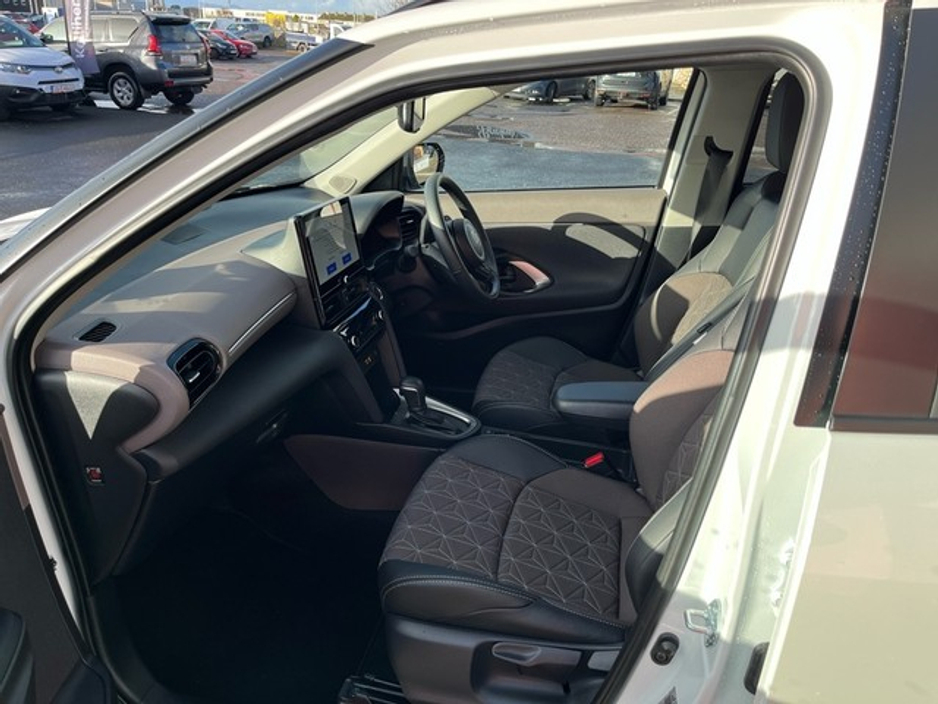 2025 Toyota Yaris Cross YARIS CROSS SOL €36,495