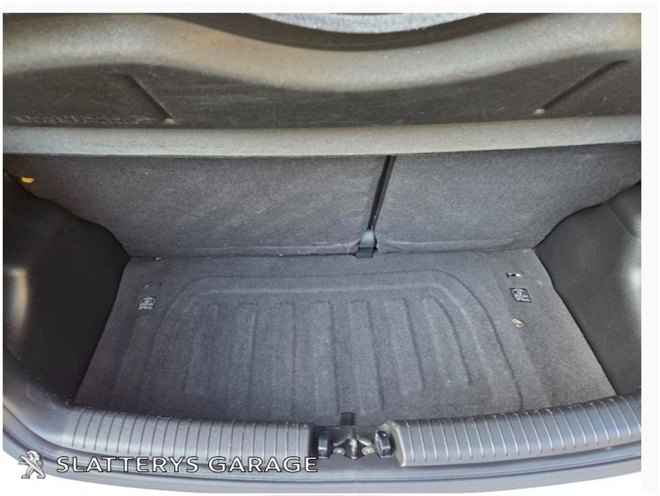 2018 Hyundai i10 - image 9