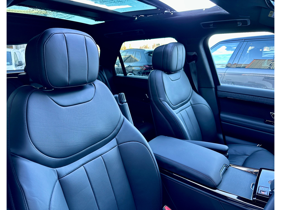 2025 Land Rover Range Rover Sport AUTOBIOGRAPHY €139,950