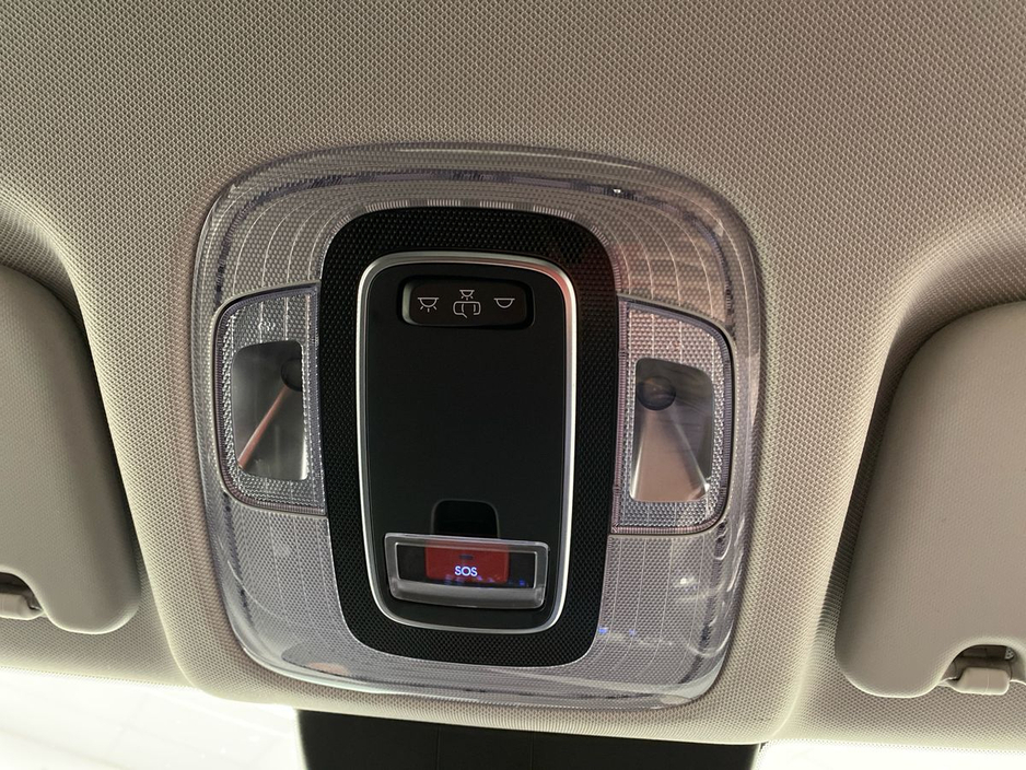 2023 Hyundai Kona - image 20