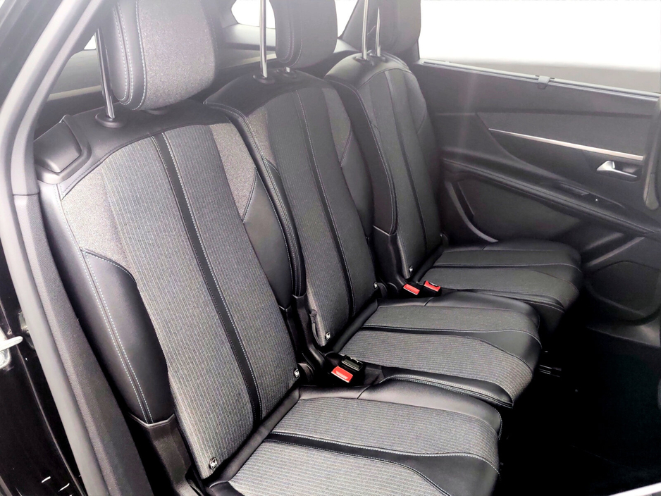 2023 Peugeot 5008 - image 13