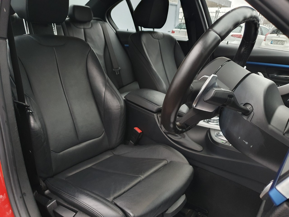 2018 BMW 3 Series - image 9