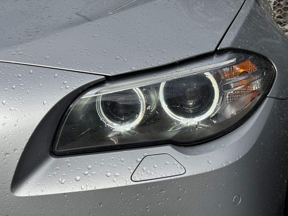 2016 BMW 5 Series - image 15