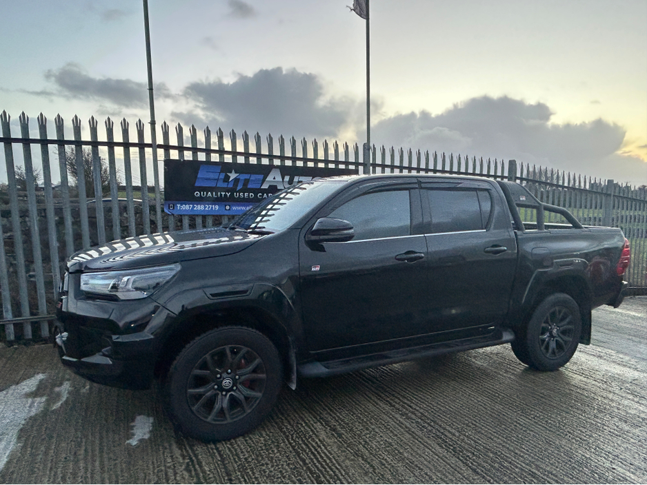 2023 Toyota Hilux GR Sport 2.4 Automatic double cab €41,995
