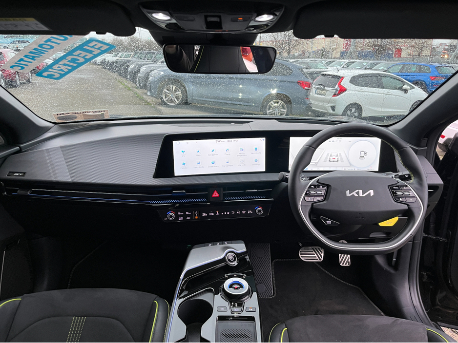 2025 Kia EV6 GT ELECTRIC //575BHP//MASSIVE SPEC//RARE//360 PARKING CAMERAS//MERIDIAN SOUND//HALF LEATHER HEATED BUCKET SEATS// €53,950