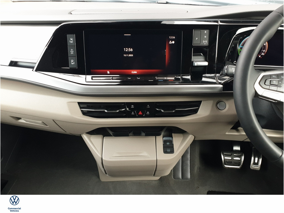 2025 Volkswagen Multivan - image 17