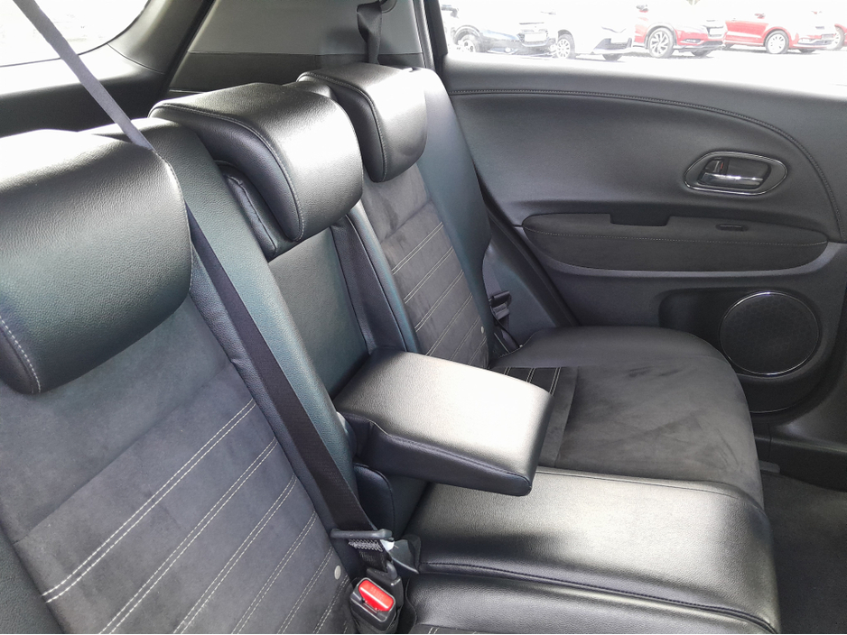 2016 Honda Vezel - image 17