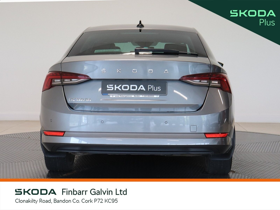 2023 Skoda Octavia - image 14