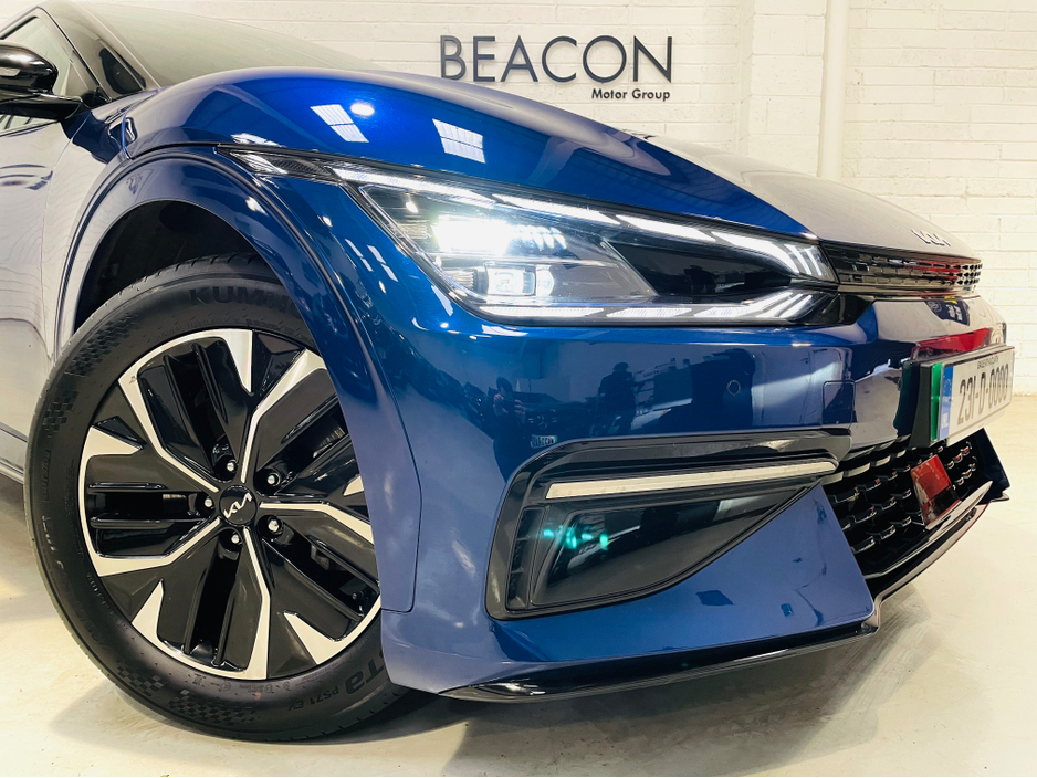 2023 Kia EV6 - image 3