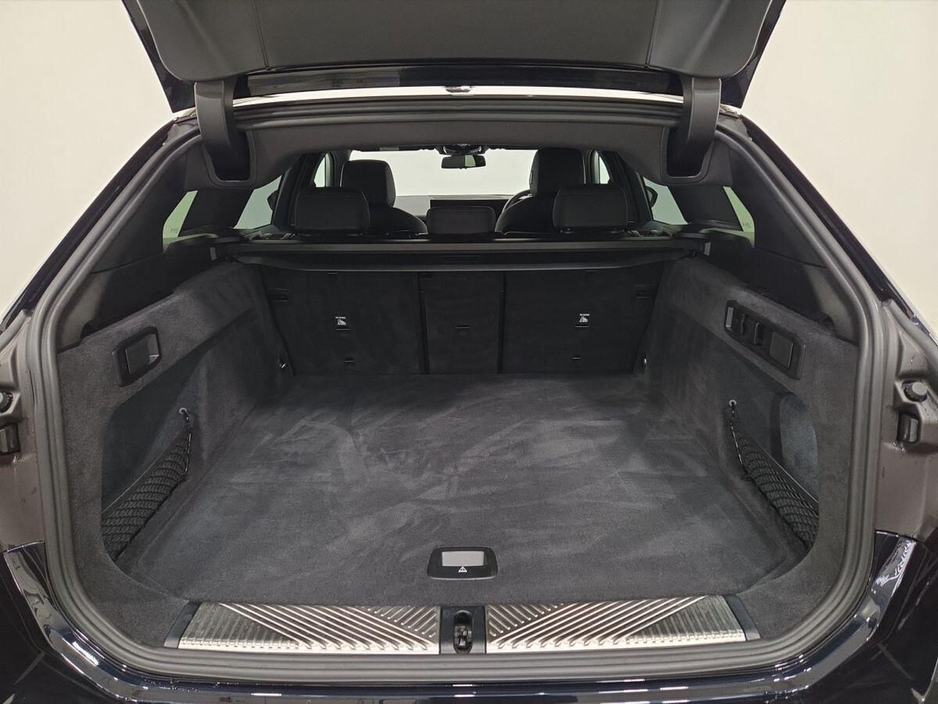 2025 BMW 5 Series 530e M Sport Touring €65,950