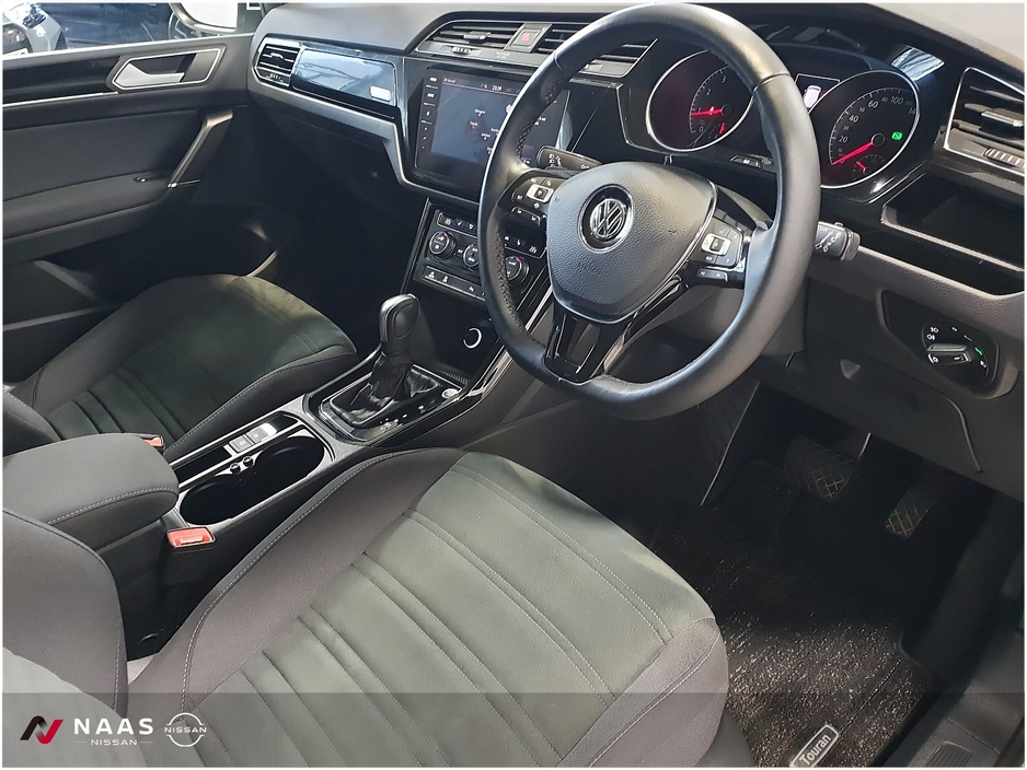 2021 Volkswagen Touran HIGHLINE 1.4 TSI (212) €30,945