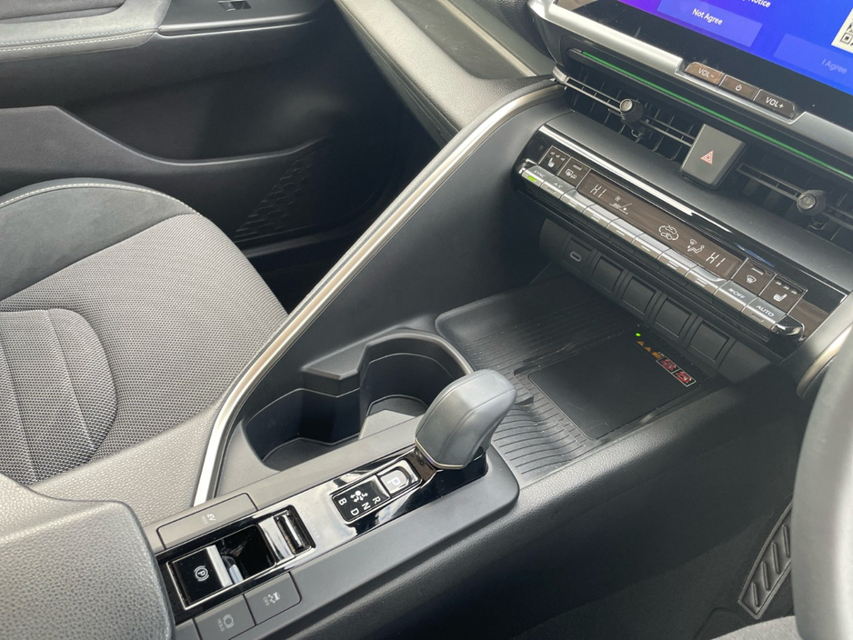 2024 Toyota C-HR - image 20