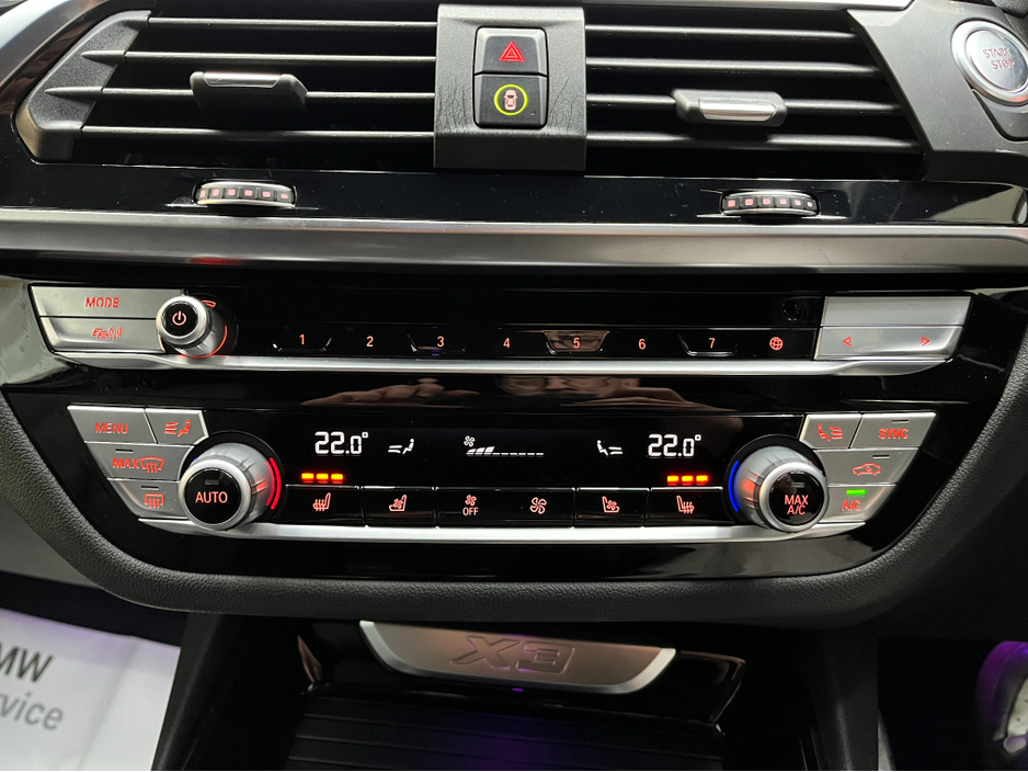 2021 BMW X3 - image 26