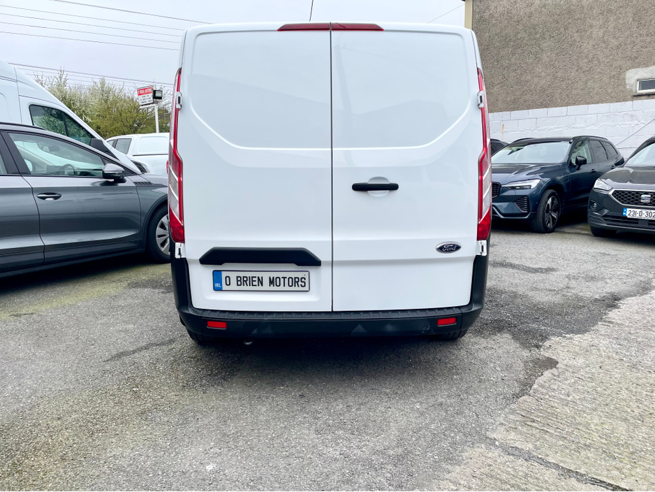 2022 Ford Transit Custom - image 19