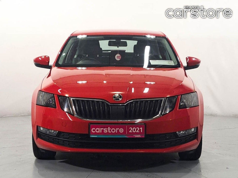 2021 Skoda Octavia - image 8