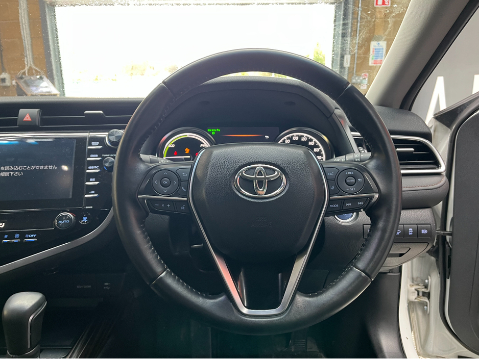 2018 Toyota Camry - image 8