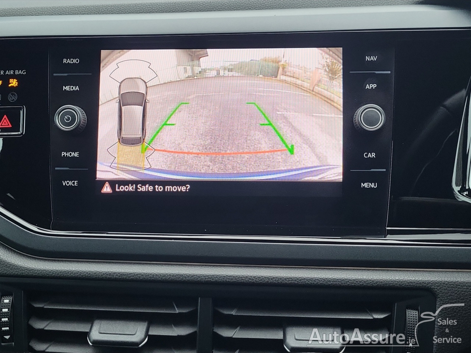 2022 Volkswagen Taigo - image 21