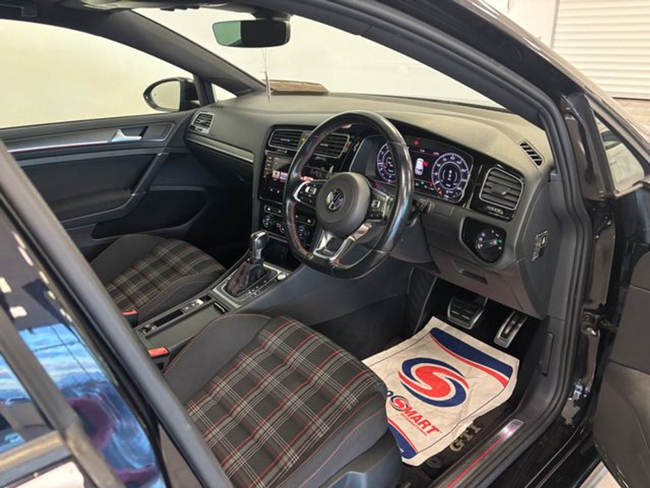 2018 Volkswagen Golf 2.0TSI DSG 5DR 220HP GTI €25,250