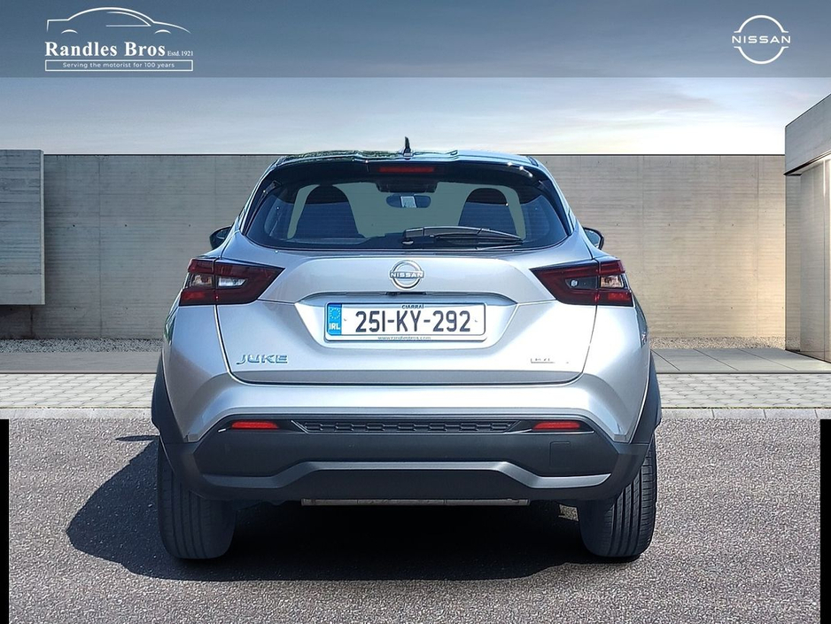 2025 Nissan Juke - image 8