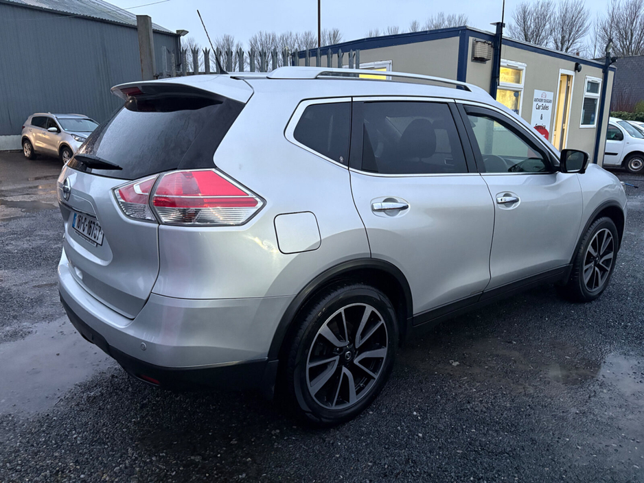 2016 Nissan X-Trail - image 3
