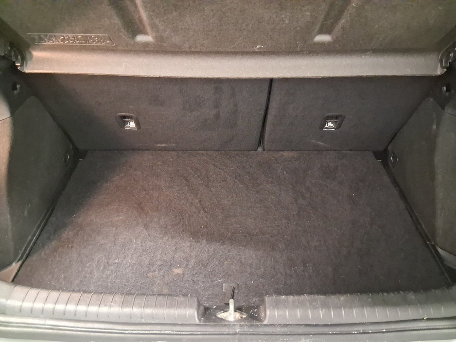 2016 Hyundai i20 - image 4