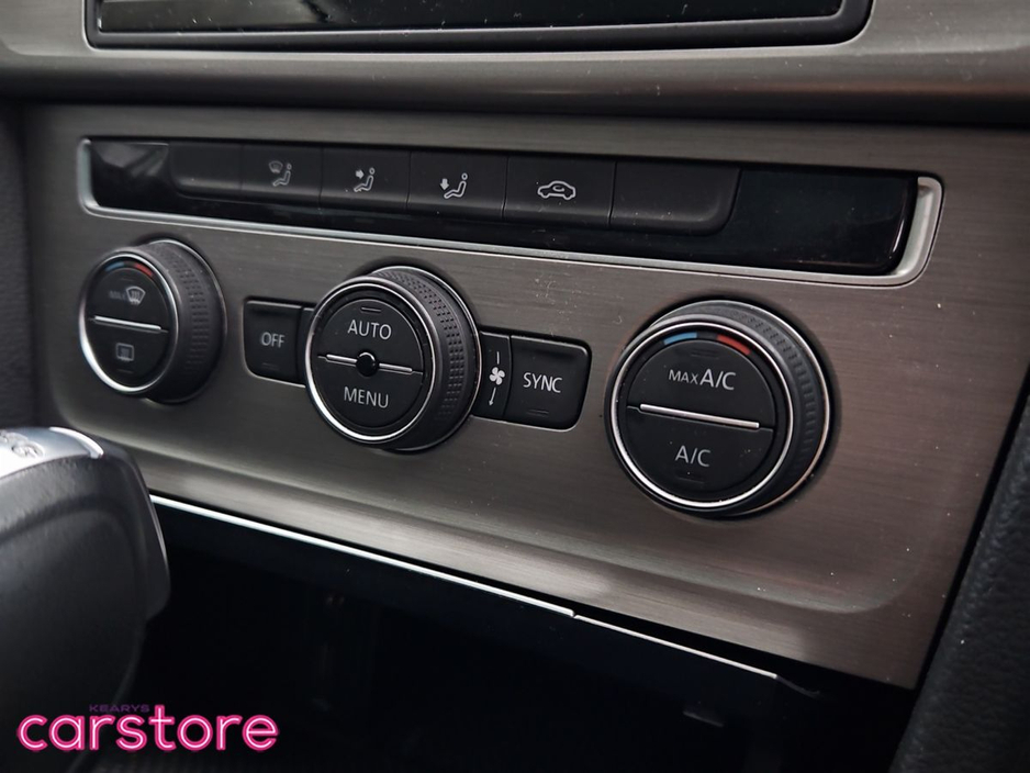 2016 Volkswagen Golf 1.2 TSI Auto Estate €15,880