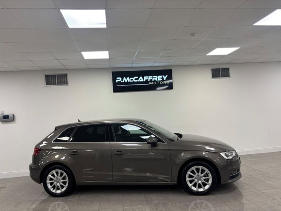 2016 Audi A3 1.4 TFSI 150BHP S TRONIC SE €14,450