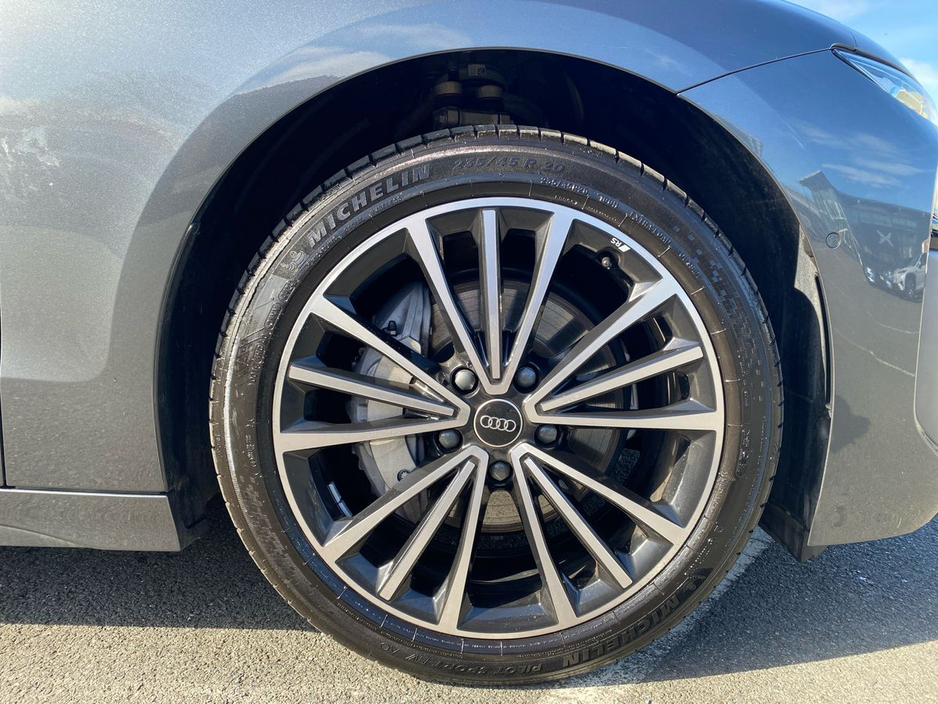 2025 Audi A6 - image 5