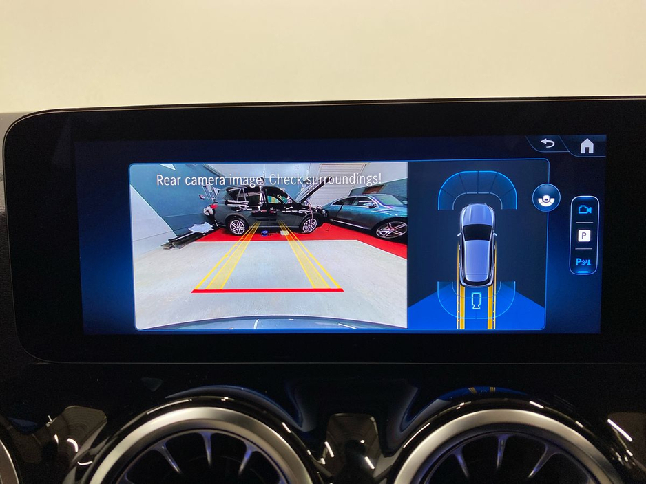 2026 Mercedes-Benz GLA Class - image 16