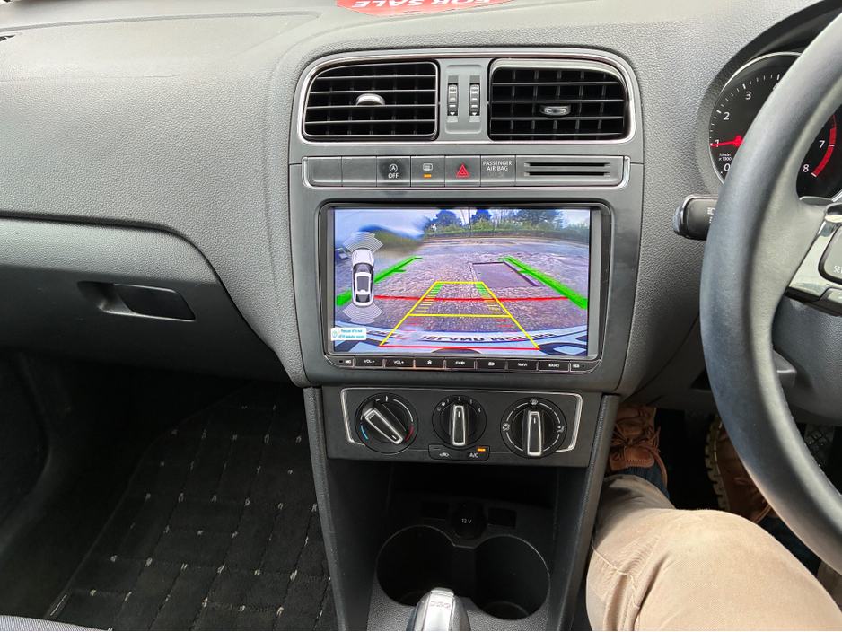 2014 Volkswagen Polo - image 22