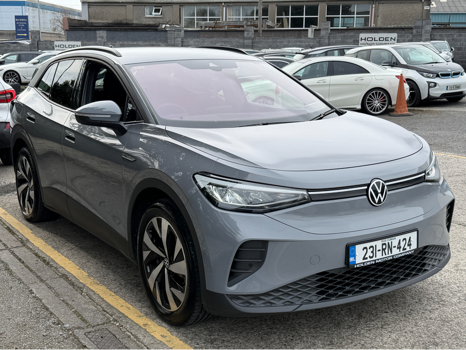 2023 Volkswagen ID.4 - image 5