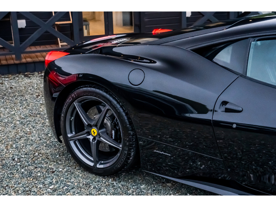 2013 Ferrari 458  €249,950