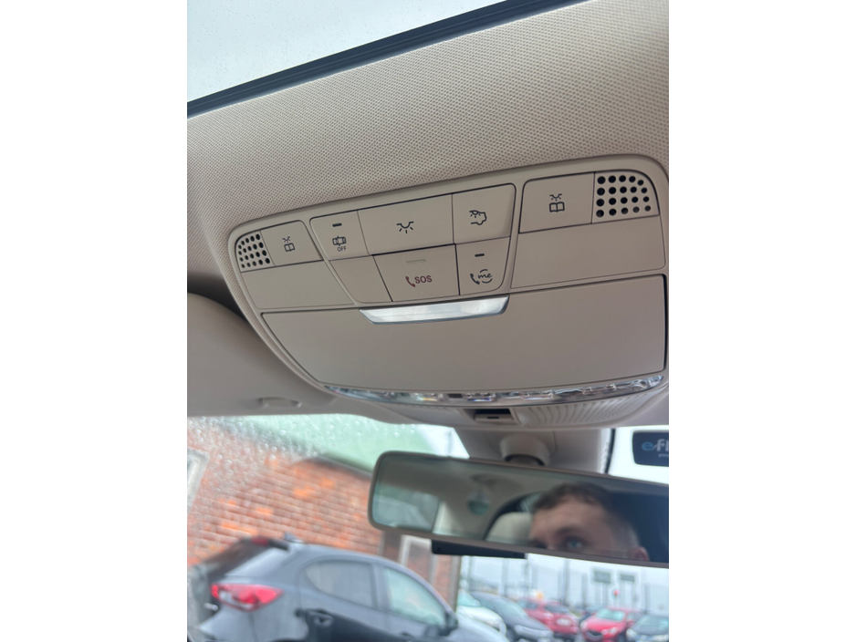 2020 Mercedes-Benz E Class  €43,950