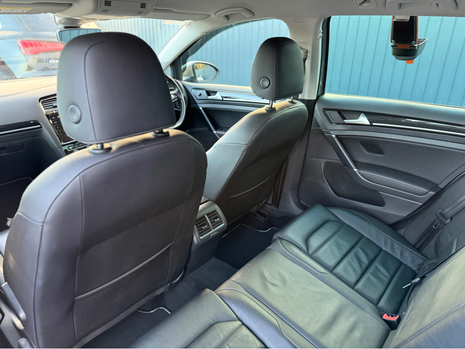 2019 Volkswagen Golf HIGHLINE PRO - 2.0L DIESEL - AUTO - 12M WARRANTY - CAR: 1600 €21,950