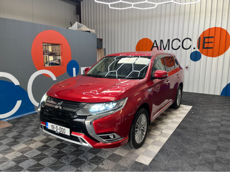 2019 Mitsubishi Outlander - image 5
