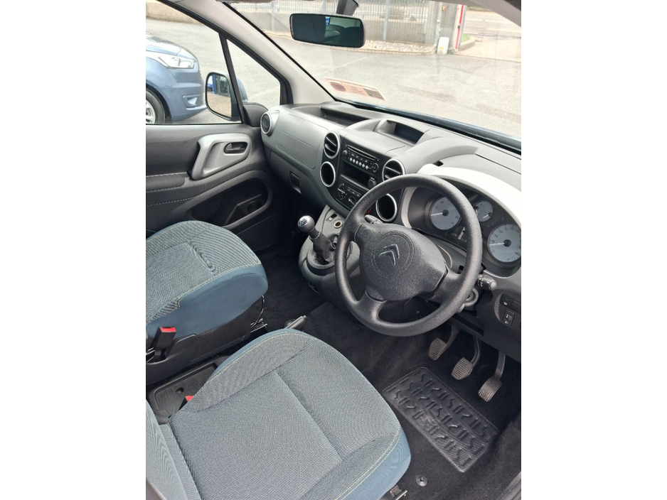 2019 Citroen Berlingo Multispace - image 7