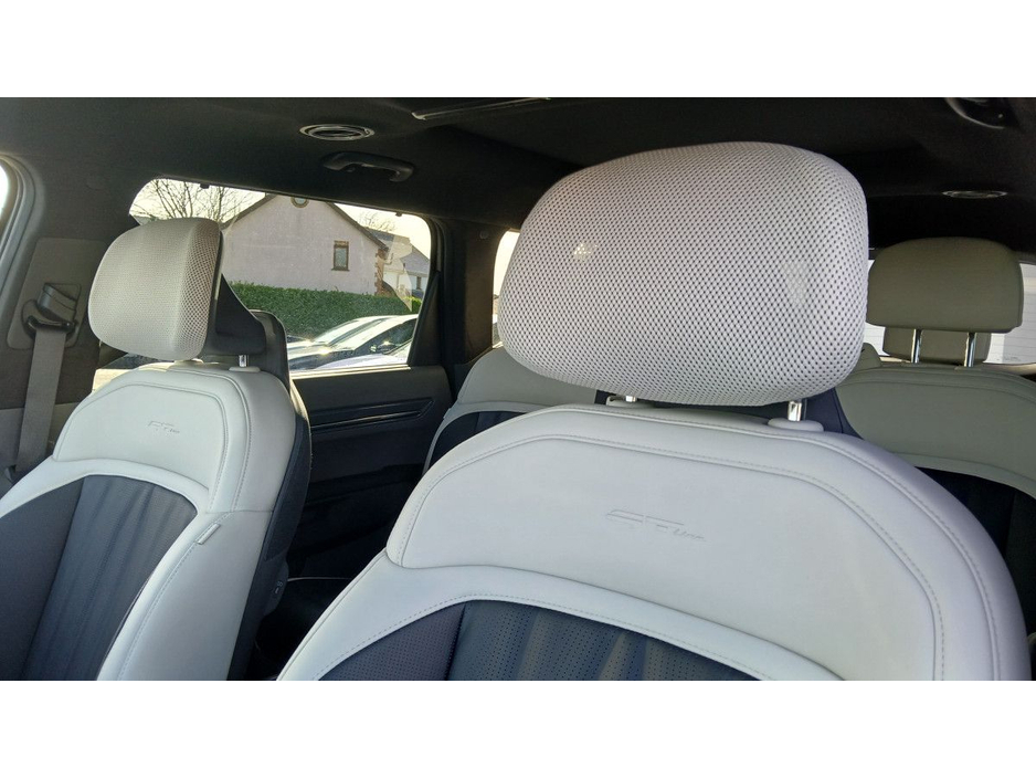 2026 Kia EV9 - image 5