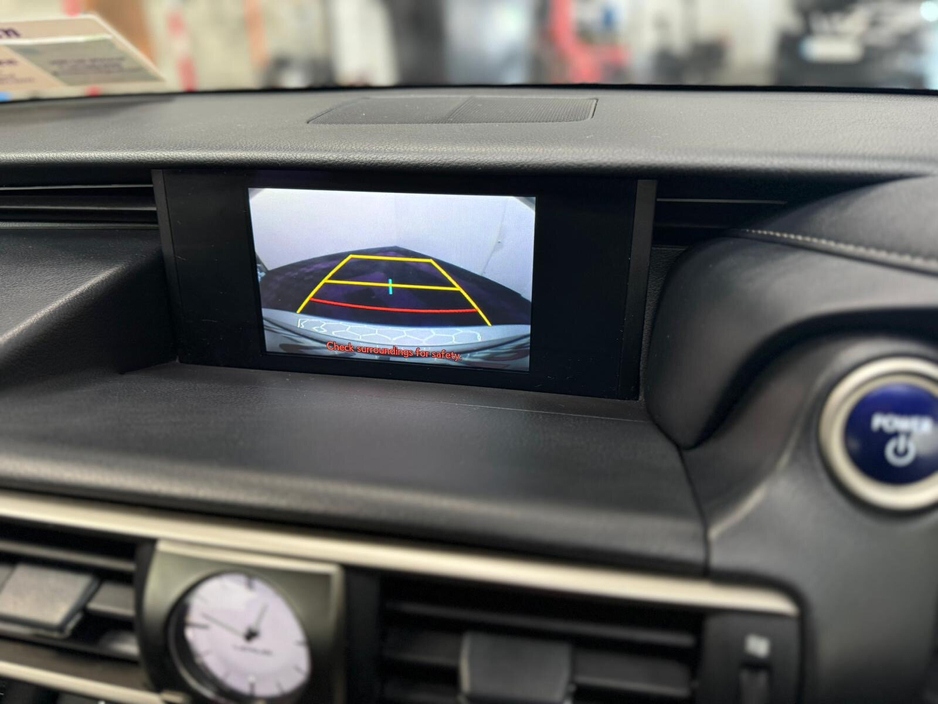 2017 Lexus IS 300 h 300h Executive €18,950