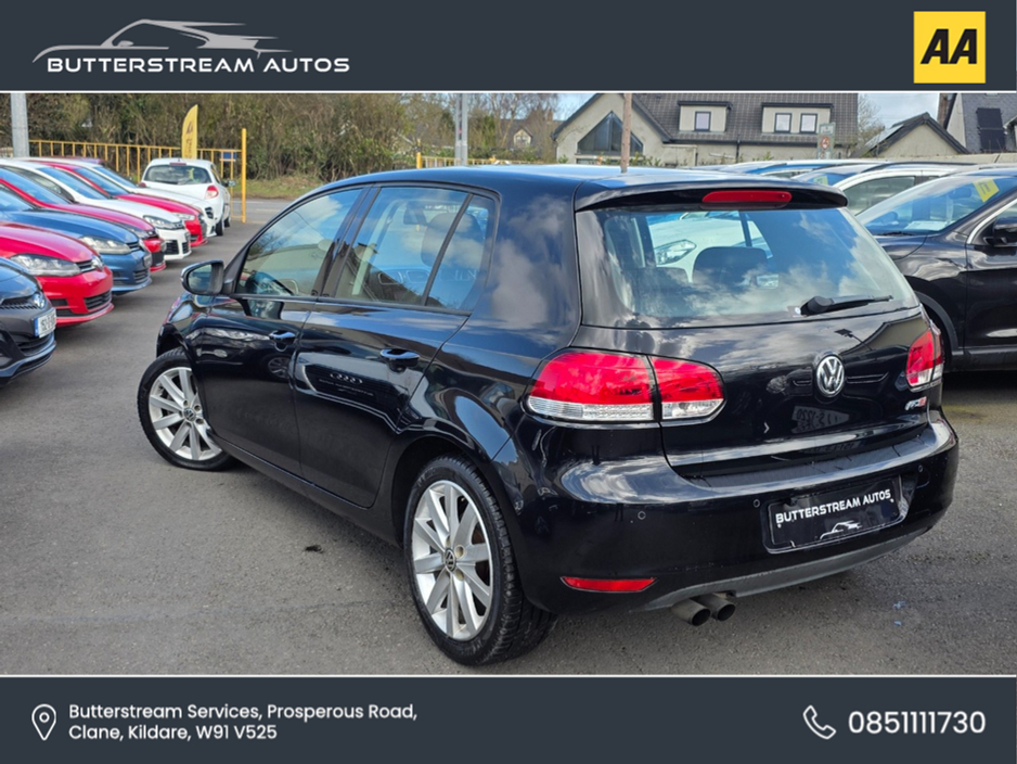 2012 Volkswagen Golf - image 4