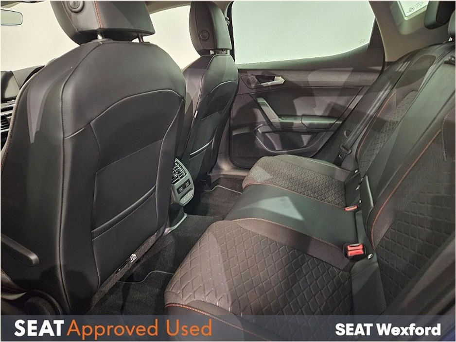 2022 SEAT Leon e-Hybrid 204hp DSG FR €361 Per Month €24,975