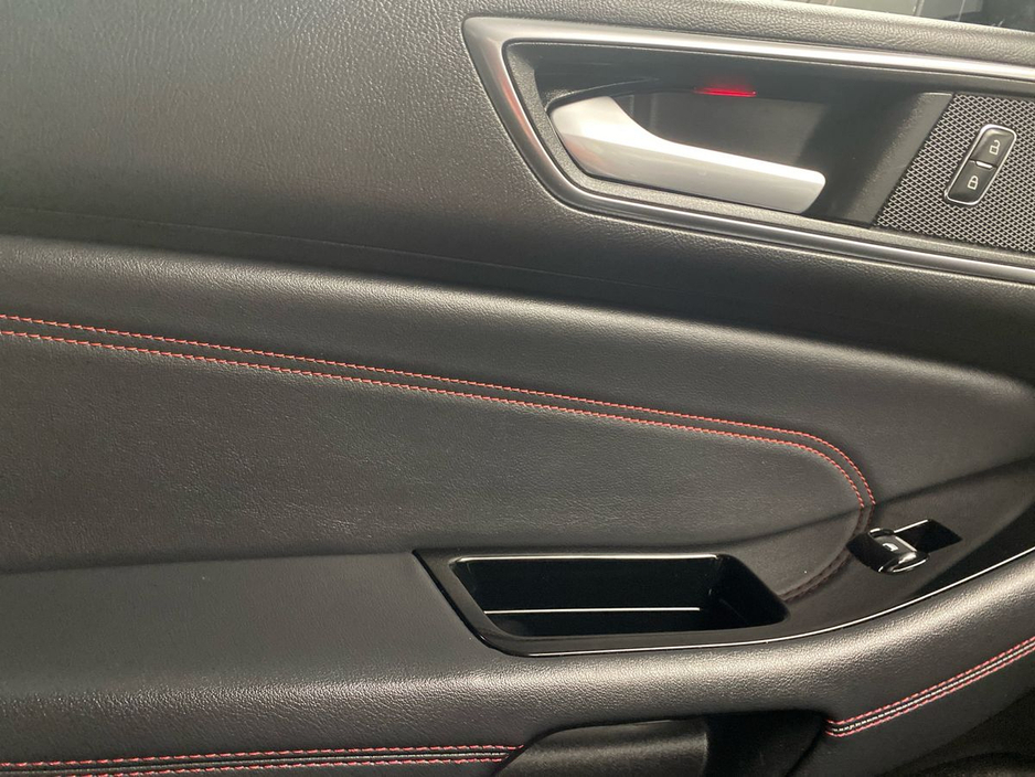 2023 Ford S-Max - image 11