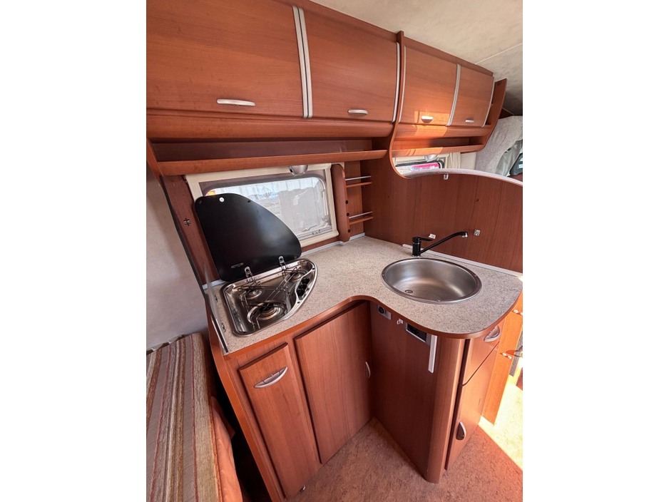 2008 Elnagh Baron 2008 ELNAGH DUKE LO-PROFILE 4 BERTH LEFT HAND DRIVE SPOTLESS THROUGHOUT
