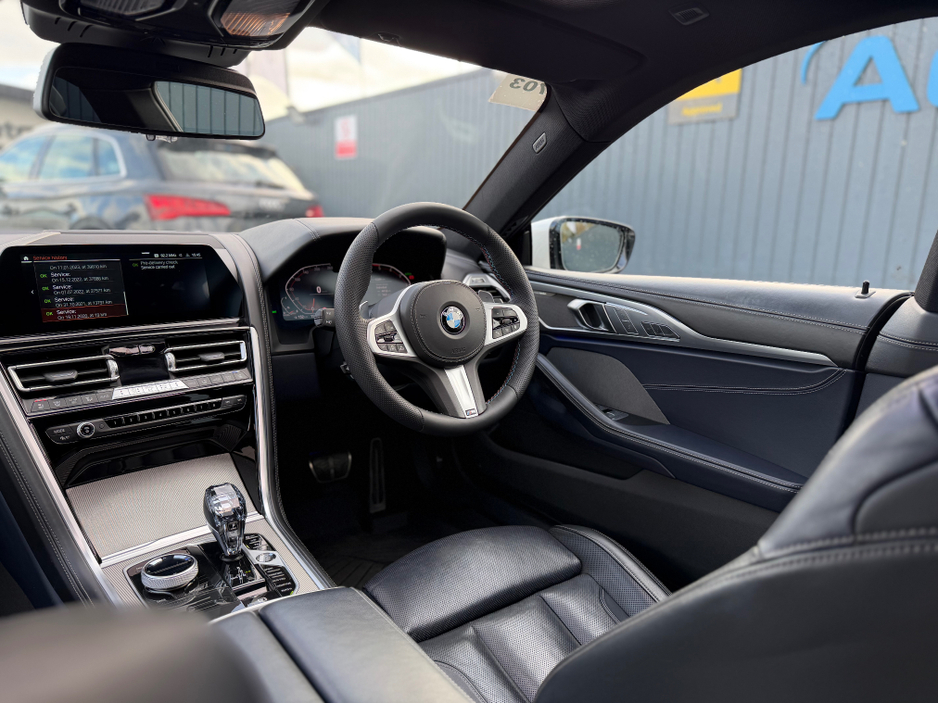 2020 BMW 8 Series - image 37