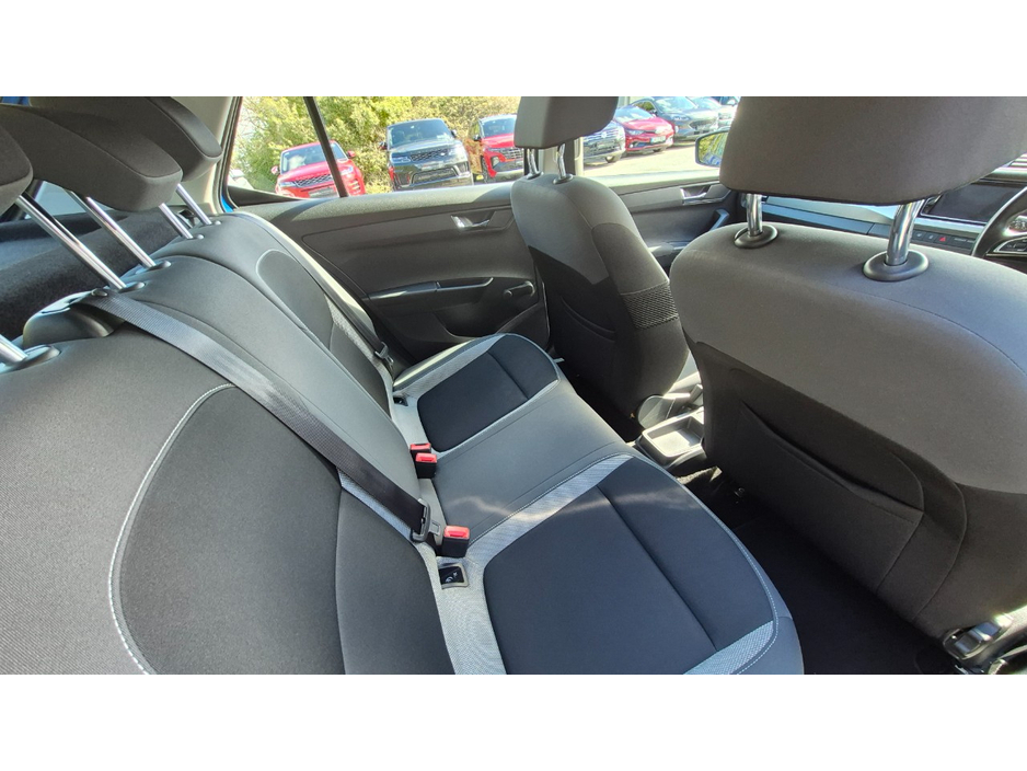 2018 Skoda Fabia - image 12