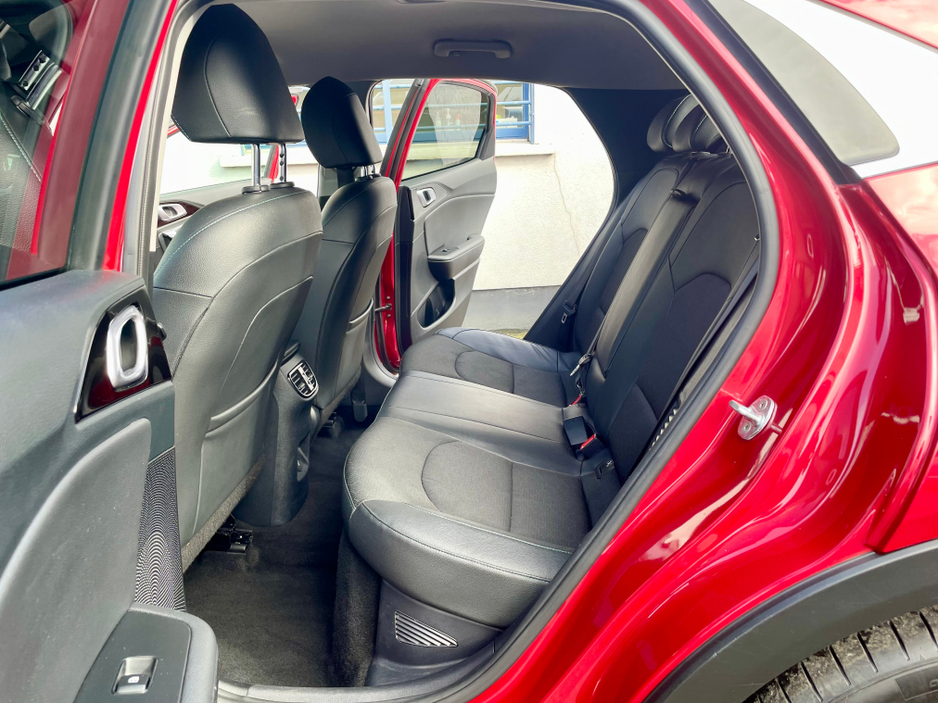 2023 Kia XCeed - image 35